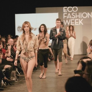 Eco Fashion Week Vancouver. © kati jay (Flickr.com)